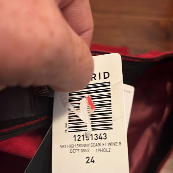 Torrid Sky High Skinny Jeans In Scarlett Wine Color Contemporary Feminine - Picture 13 of 16